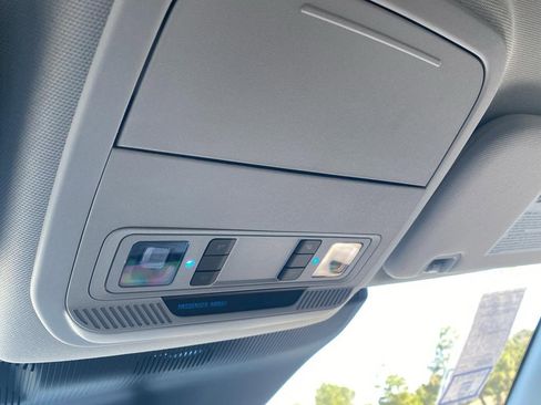 New 2025 Ford Explorer Active w/ Active Comfort Package image 22