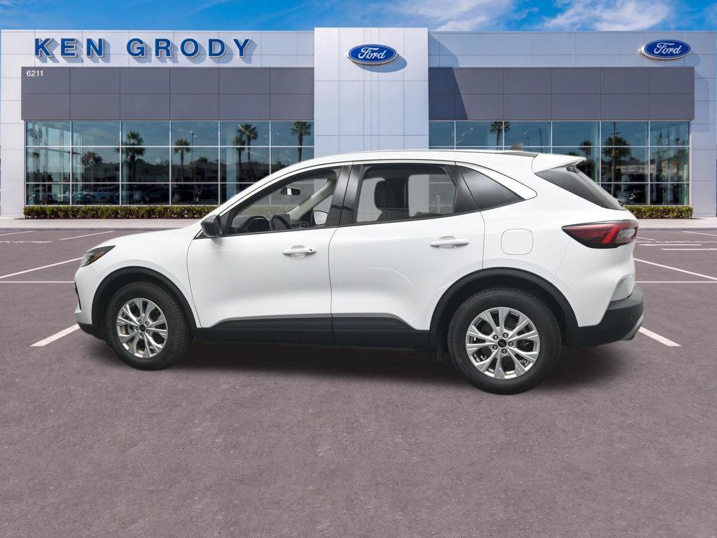 Used 2024 Ford Escape Active w/ Tech Pack #1 FWD image 3