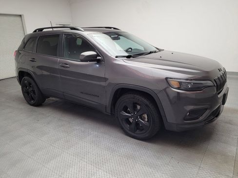 Used 2020 Jeep Cherokee Latitude Plus FWD image 11