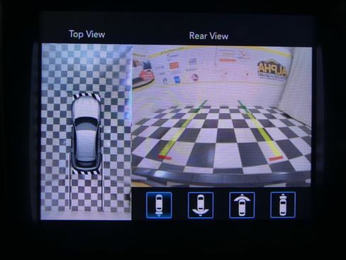 Used 2020 Maserati Levante GTS image 12