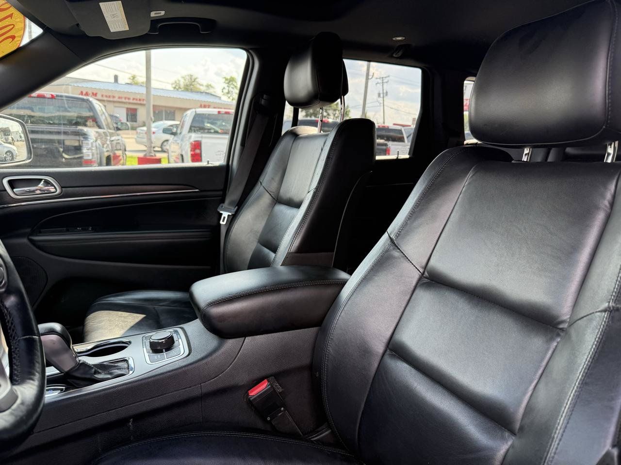 Used 2018 Jeep Grand Cherokee Limited w/ Trailer Tow Group IV AWD/4WD image 8
