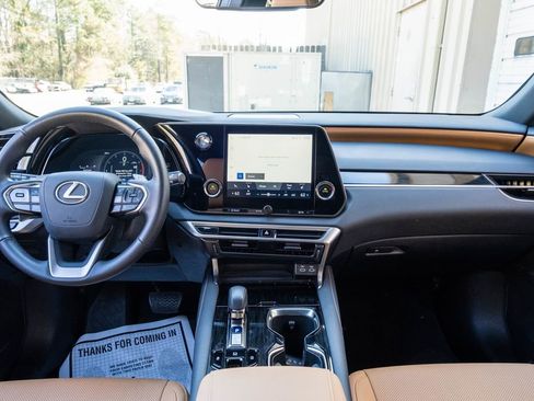 Used 2025 Lexus RX 350 350 w/ Technology Package image 15