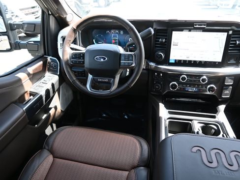 New 2026 Ford F250 King Ranch w/ Chrome Package AWD/4WD image 32