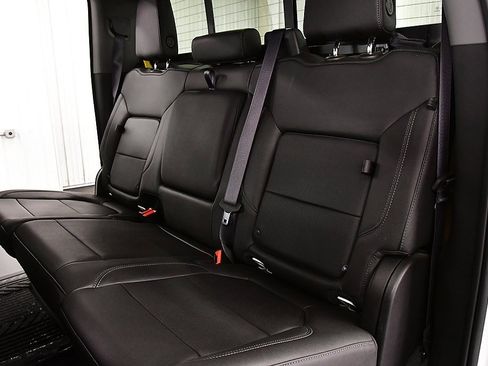 Used 2022 Chevrolet Silverado 2500 LTZ w/ LTZ Plus Package image 34