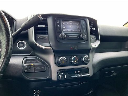 Used 2019 RAM 2500 Big Horn AWD/4WD image 18