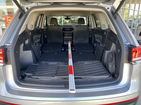 Certified 2023 Volkswagen Atlas SE w/ Black Wheel Package AWD/4WD image 20