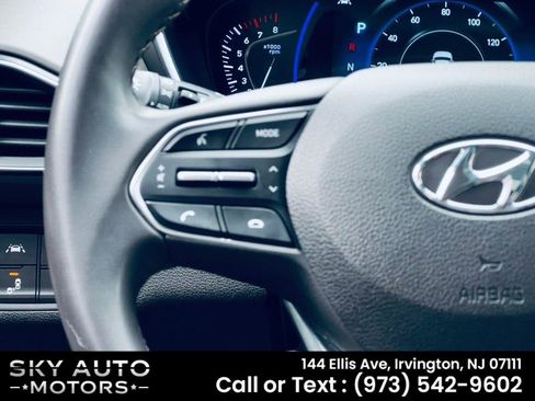 Used 2019 Hyundai Santa Fe Limited AWD/4WD image 16