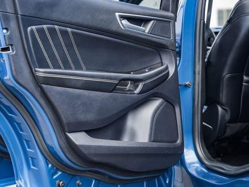 Used 2019 Ford Edge ST w/ Convenience Package image 37