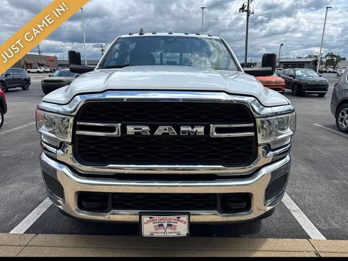 Used 2021 RAM 3500 Tradesman AWD/4WD image 2