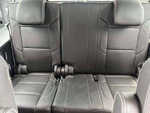 Used 2019 GMC Yukon XL Denali w/ Denali Ultimate Package AWD/4WD image 17