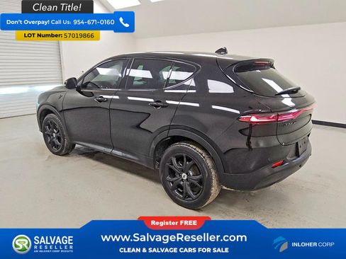 Used 2024 Dodge Hornet GT w/ GT Blacktop Package AWD/4WD image 3