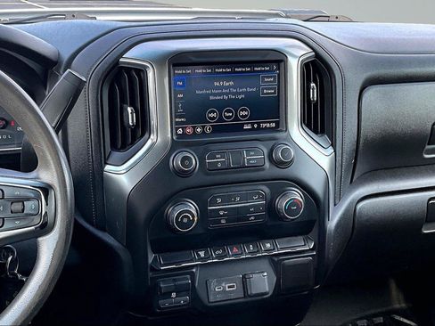 Used 2021 Chevrolet Silverado 3500 LT w/ Gooseneck/5TH Wheel Package AWD/4WD image 7