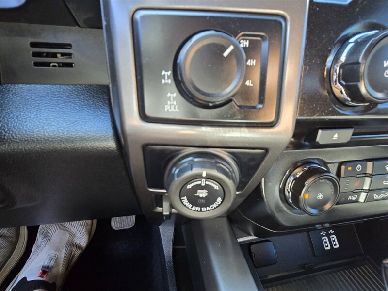 Used 2016 Ford F150 XLT w/ Equipment Group 302A Luxury AWD/4WD image 19