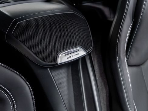 Used 2025 Chevrolet Corvette Z06 image 30