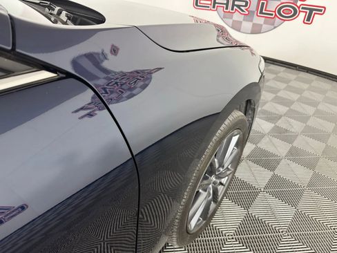 Used 2023 MAZDA MAZDA3 s image 32