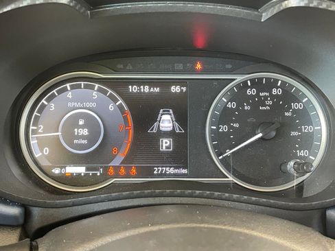 Used 2025 Nissan Versa SV image 38