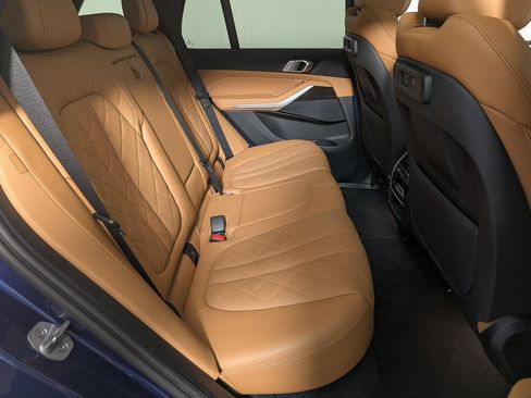 Used 2023 BMW X5 xDrive45e w/ Climate Comfort Package AWD/4WD image 44