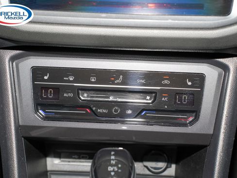 Used 2022 Volkswagen Tiguan SE FWD image 24