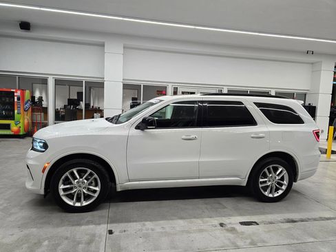 Used 2024 Dodge Durango GT AWD/4WD image 3