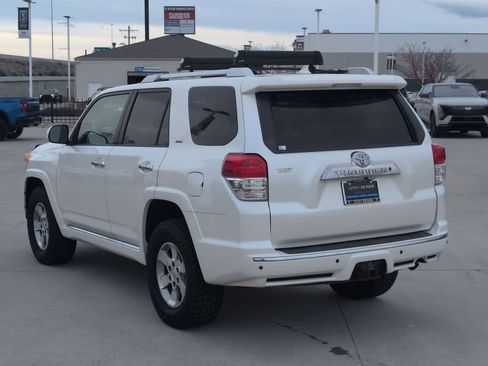 Used 2010 Toyota 4Runner SR5 image 3