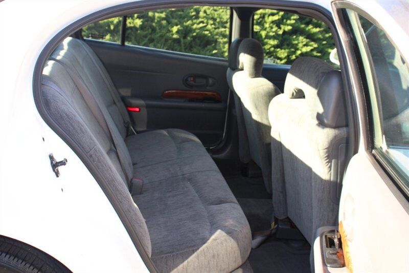 Used 2002 Buick Le Sabre Custom w/ Prestige Pkg FWD image 6