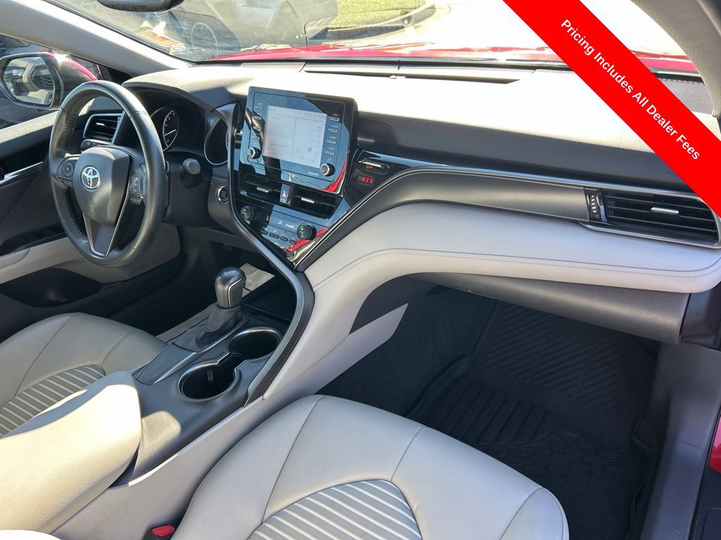 Used 2021 Toyota Camry SE w/ Convenience Package FWD image 20