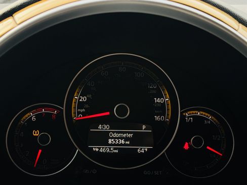 Used 2017 Volkswagen Beetle 1.8T Dune FWD image 21