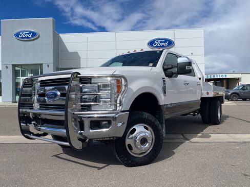Used 2017 Ford F350 Lariat w/ Lariat Ultimate Package AWD/4WD image 12