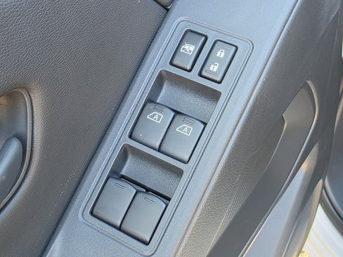 New 2026 Nissan Frontier S image 17