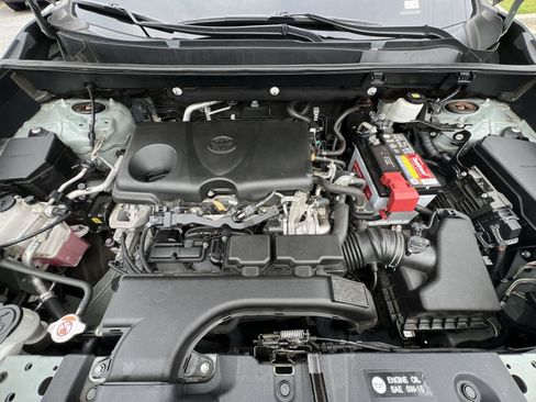 Used 2020 Toyota RAV4 XLE w/ XLE Grade Weather Package AWD/4WD image 26