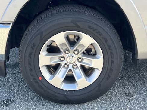 Used 2022 RAM 1500 Laramie image 41