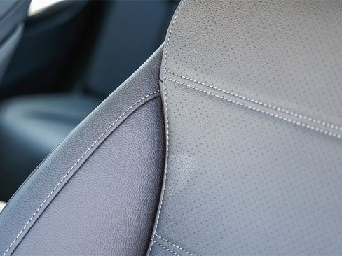 New 2025 Mercedes-Benz C 300 Sedan image 26