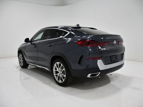 Used 2022 BMW X6 xDrive40i w/ Premium Package image 3