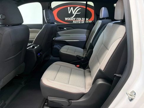 New 2026 Chevrolet Traverse LT w/ LPO, Floor Liner Package FWD image 12
