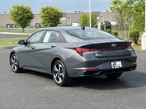 Used 2023 Hyundai Elantra SEL w/ Convenience Package FWD image 27