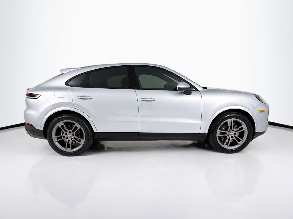 Certified 2026 Porsche Cayenne Coupe AWD/4WD image 8