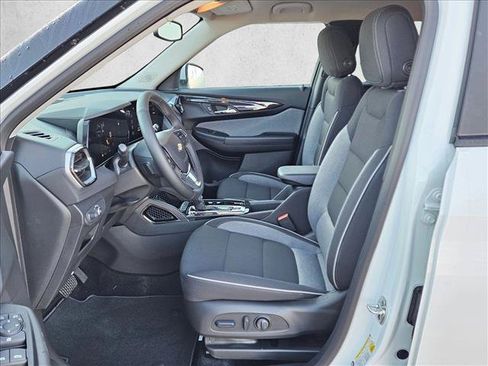New 2026 Chevrolet TrailBlazer LT w/ Convenience Package FWD image 14
