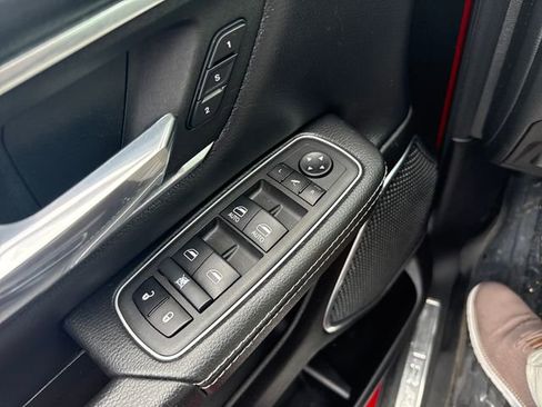 Used 2022 RAM 1500 Laramie image 10