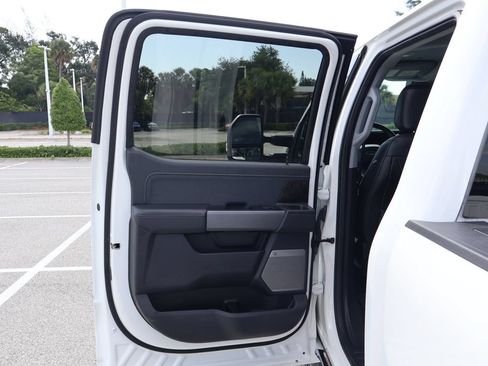 Used 2024 Ford F250 Lariat w/ Lariat Ultimate Package AWD/4WD image 21