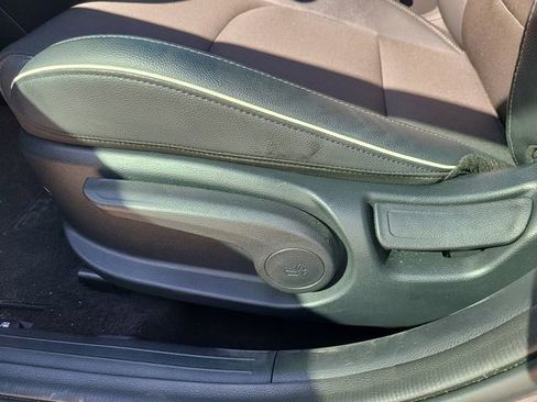 Used 2024 Kia Forte GT-Line w/ GT-Line Premium Package image 25