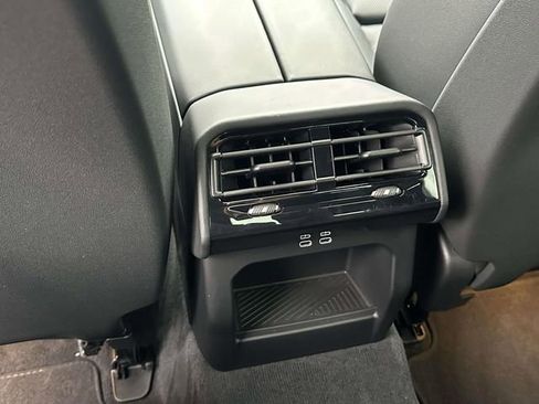 Certified 2025 BMW 530i xDrive w/ M Sport Package image 21