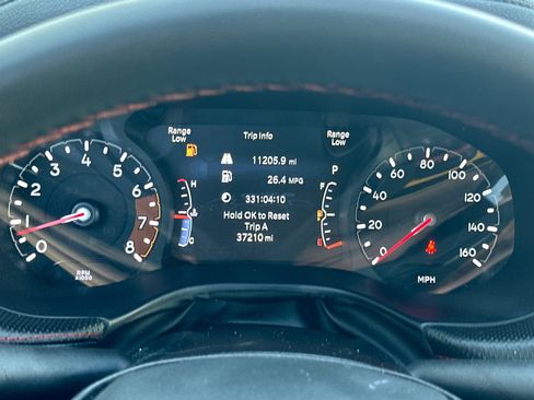 Used 2025 Jeep Compass Trailhawk AWD/4WD image 25