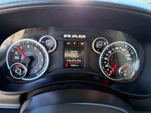 Used 2024 RAM 2500 Big Horn image 24