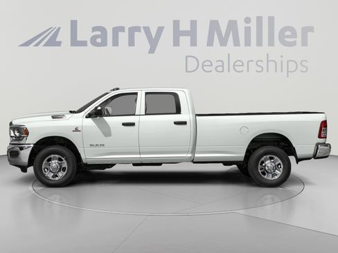 Used 2022 RAM 2500 Tradesman w/ Towing Technology Group AWD/4WD image 3