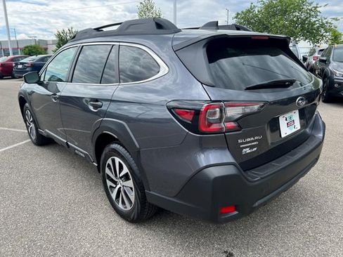 Certified 2025 Subaru Outback Premium AWD/4WD image 5