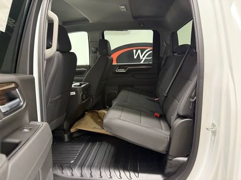 New 2026 GMC Sierra 3500 SLE w/ SLE Convenience Package AWD/4WD image 13