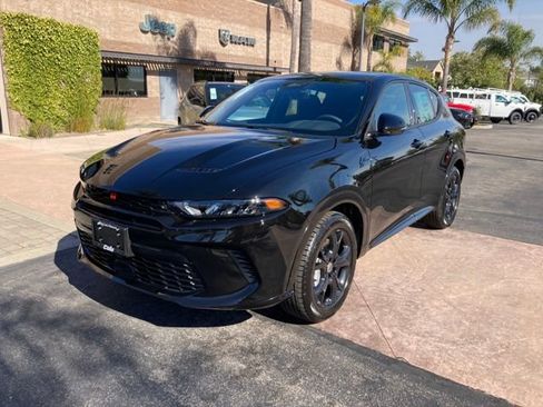 New 2025 Dodge Hornet R/T w/ R/T Blacktop Package image 4