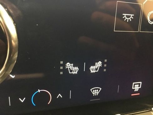 Used 2025 GMC Terrain Elevation image 23