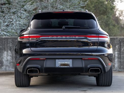 Certified 2023 Porsche Macan image 10