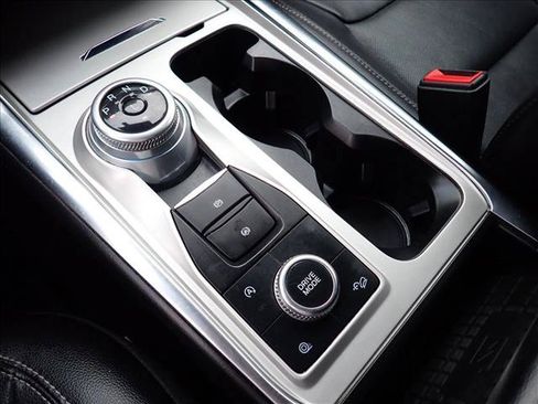 Used 2021 Ford Explorer Limited AWD/4WD image 19
